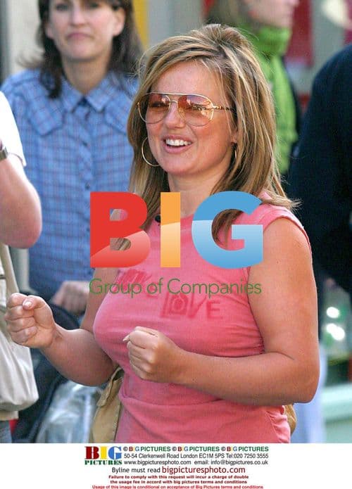 Geri Halliwell Walks Dog in London