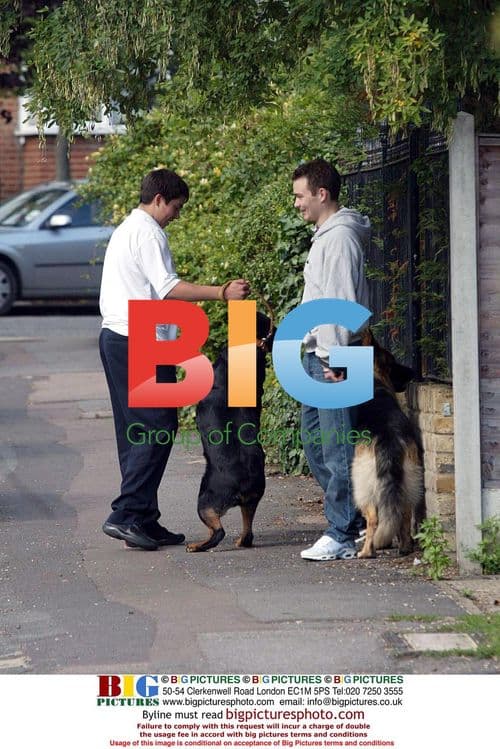 Jessie Wallace Comforted By Friends After Split