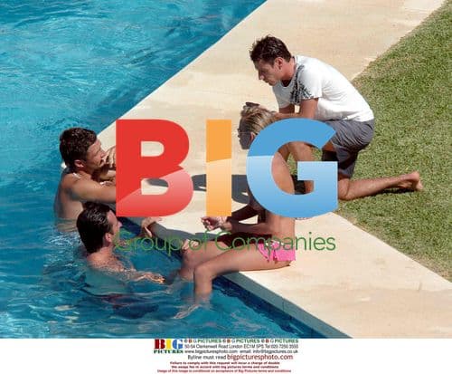 Jordan Ex Scott Sullivan with models Byrne and Denning