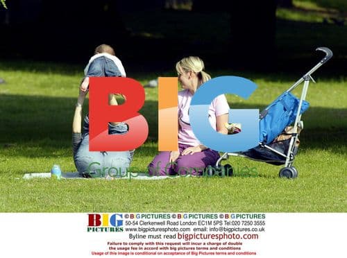 Natalie Appleton and Donna Air Meet in Park