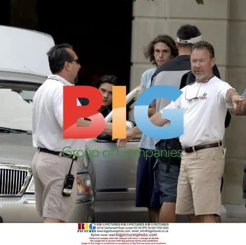 Orlando Bloom filming 'Elizabethtown' in Kentucky