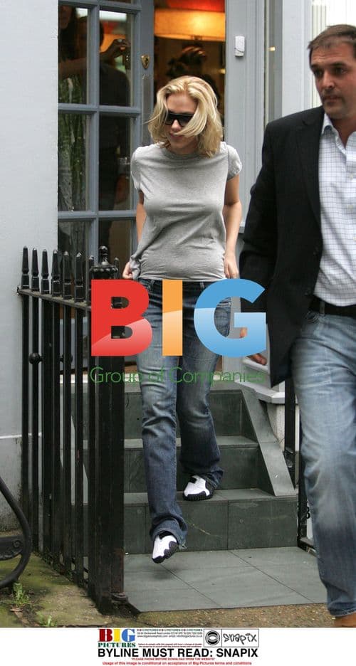 Scarlett Johansson on Set of Woody Allen Film