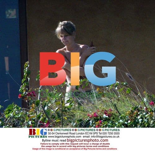 Ruud Van Nistelrooy and Leontine Slaats on Honeymoon