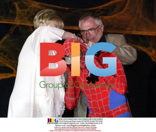 Bo Selecta Star Avid Merrion and Corrie Celebs Launch Charity Drive