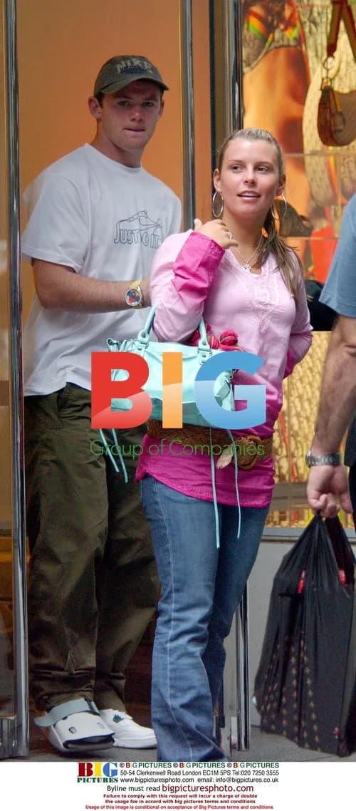 Wayne Rooney and Coleen McLoughlin shopping in NYC