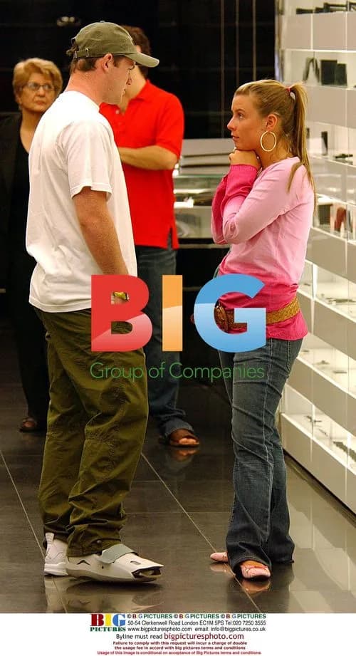 Wayne Rooney and Coleen McLoughlin Shopping in NY