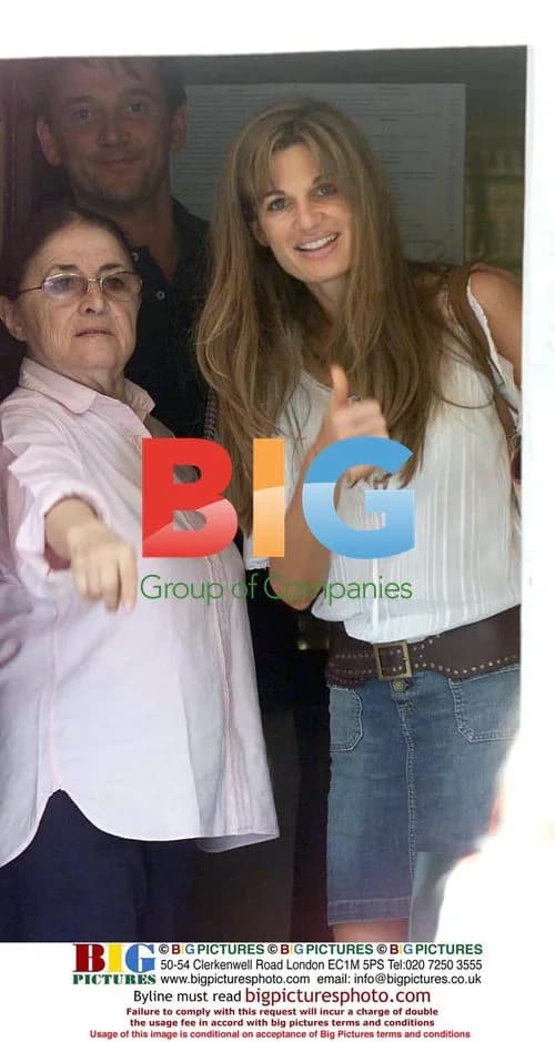 Jemima Goldsmith visits dentist after divorce