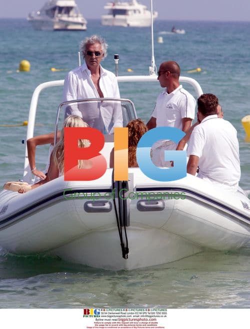 Flavio Briatore on Vacation with Three Ladies