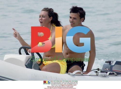 Michelle Heaton celebrates birthday in Spain