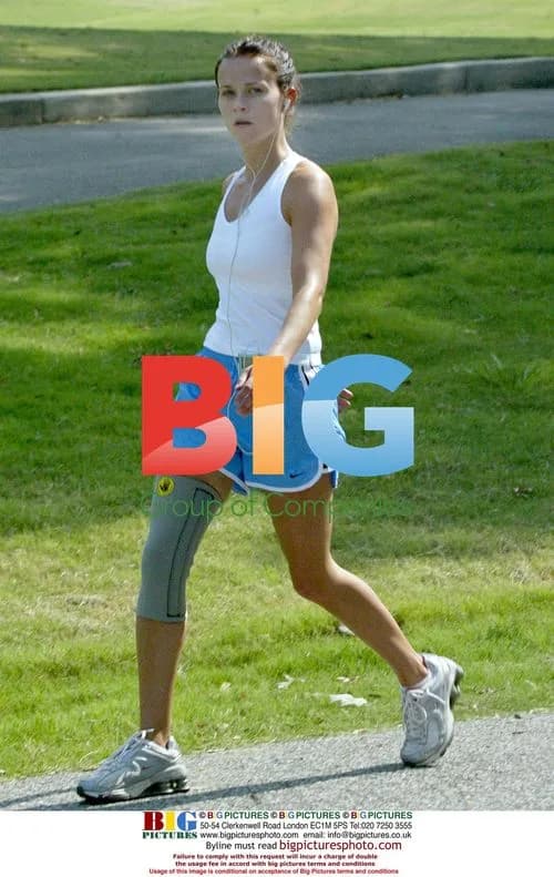Reese Witherspoon on set of "Walk the Line"