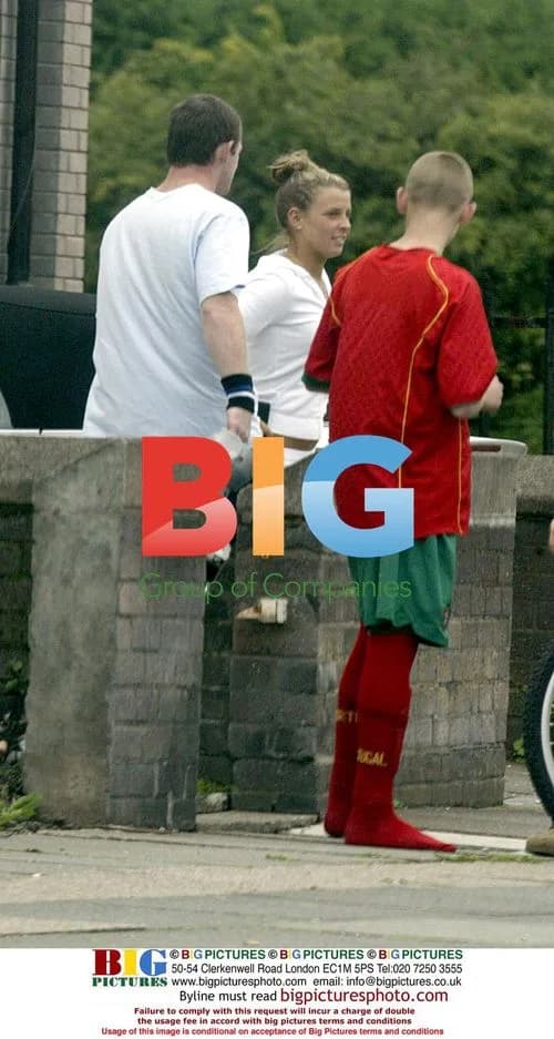 Wayne Rooney and Coleen McLoughlin Leave Home