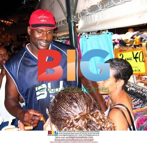 Shaquille O'Neal and wife in St Tropez