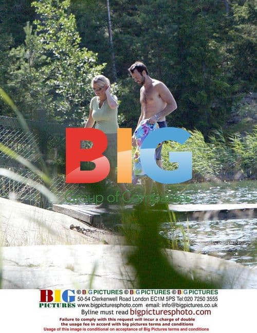 Ulrika Jonsson and Lance Gerrard-Wright on Family Vacation