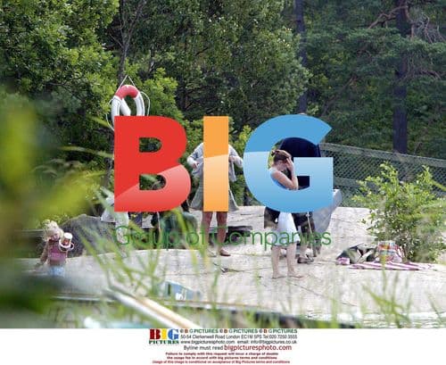 Ulrika Jonsson and Lance Gerrard-Wright on Family Holiday