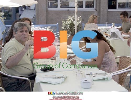 Halle Berry and Benjamin Bratt in Barcelona