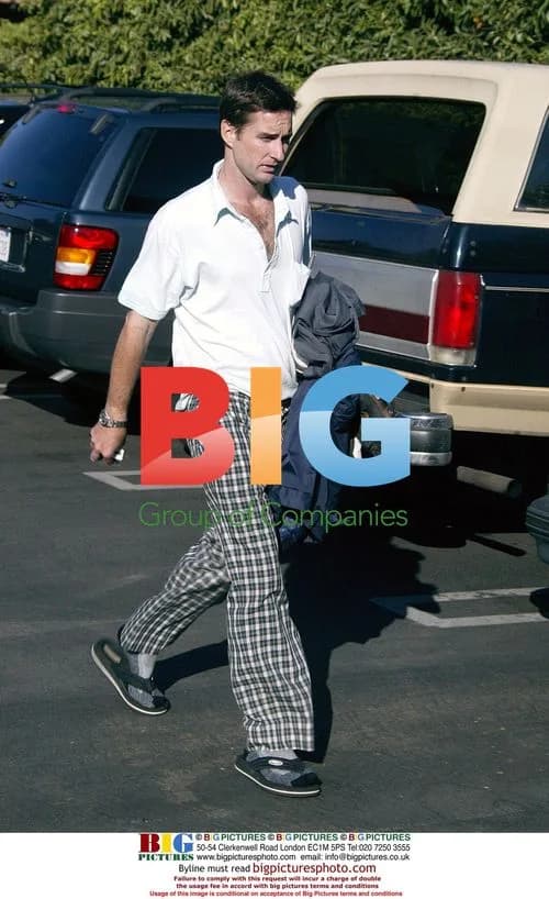 Luke Wilson Playing Golf in Santa Monica