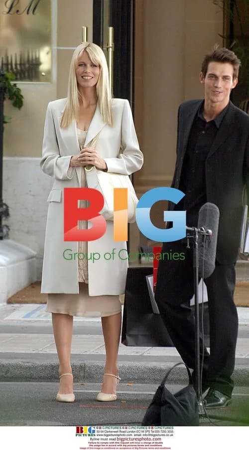 Pregnant Claudia Schiffer Shooting L'Oreal Ad in Paris