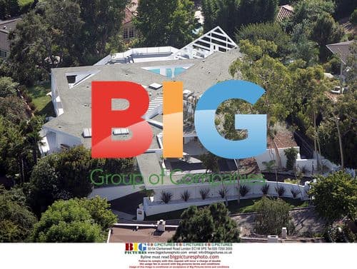 Olsen Twins Buy First House in Bel-Air