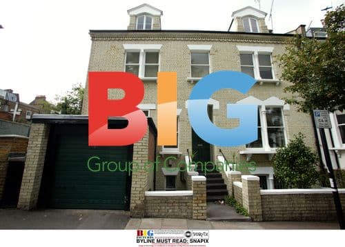 Jacques Santini and Wife House Hunting in London