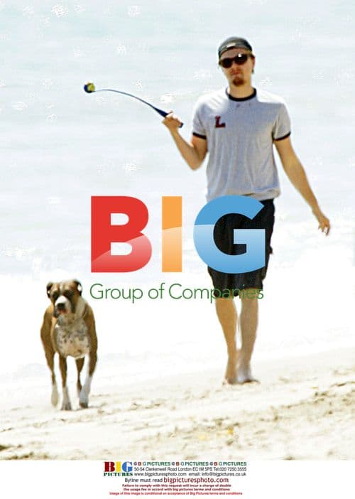 Leonardo DiCaprio and Gisele Bundchen at Malibu Beach