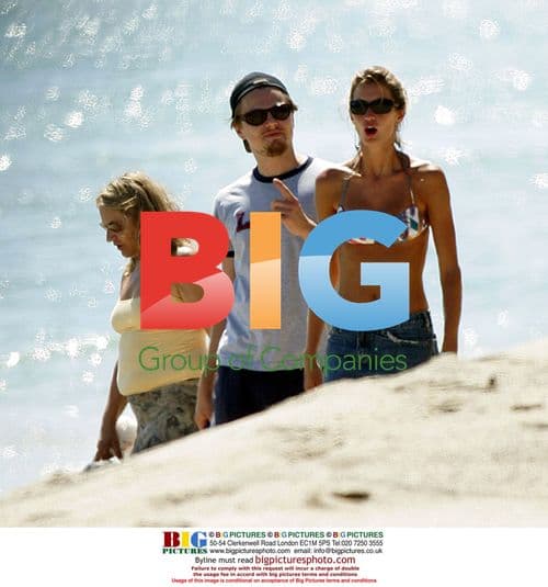 Leonardo DiCaprio and Gisele Bundchen at Malibu Beach