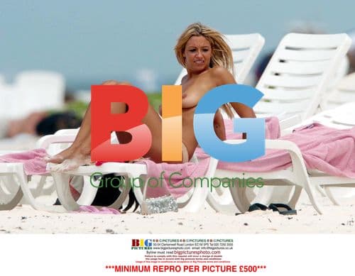 Jodie Marsh and Boyfriend Scott Sullivan Topless on Beach