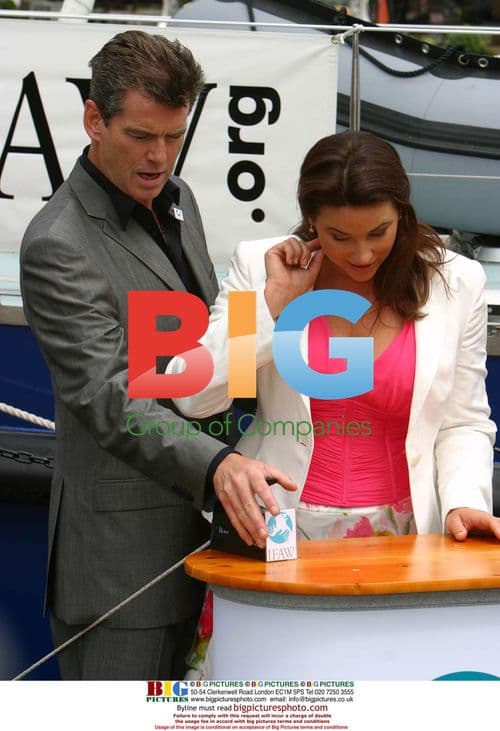 Pierce Brosnan and wife launch "Song of the Whale"