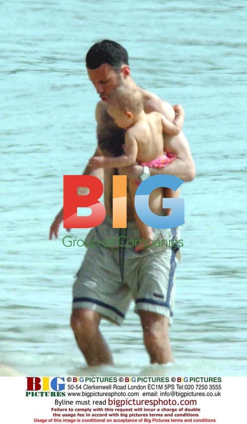 Ryan Giggs Vacations in Barbados with Family