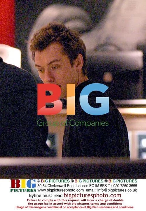 Jude Law out for late night shopping