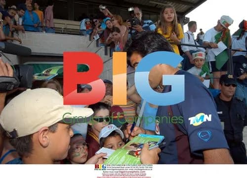 Ricardo Signing Autographs in Portugal