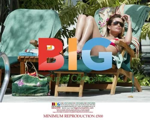 Sophie Anderton Sunbathing in Mauritius