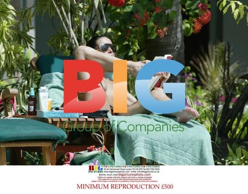 Sophie Anderton Tanning in Mauritius