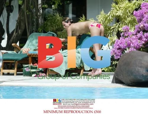 Sophie Anderton Tanning in Mauritius