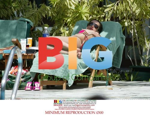 Model Sophie Anderton Tans in Mauritius