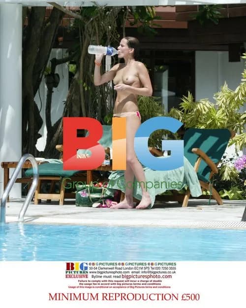 Sophie Anderton Sunbathing in Mauritius
