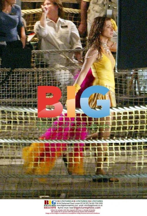 Sandra Bullock on set of Miss Congeniality 2