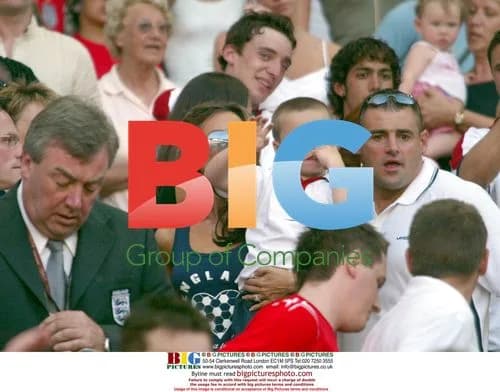 Victoria Beckham and sons watch David at Euro 2004
