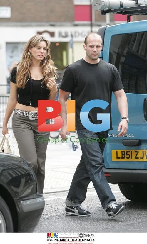 Kelly Brook and Jason Statham Shopping