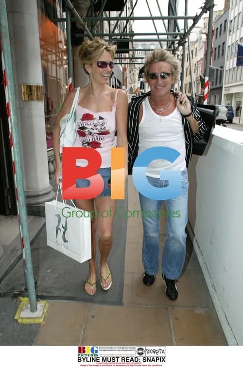 Rod Stewart and Penny Lancaster Shopping