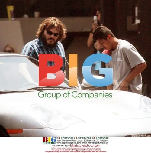 Jack Black Gets Porsche Washed