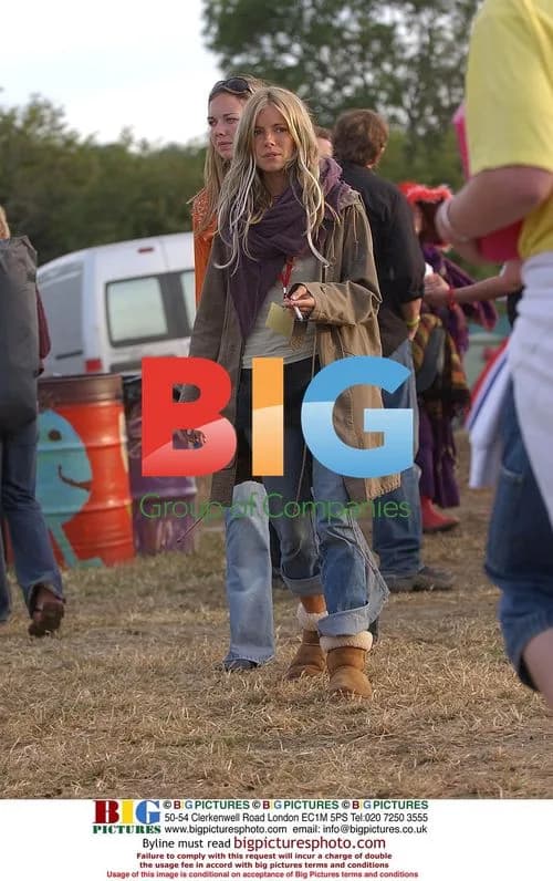 Sienna Miller at Glastonbury 2004