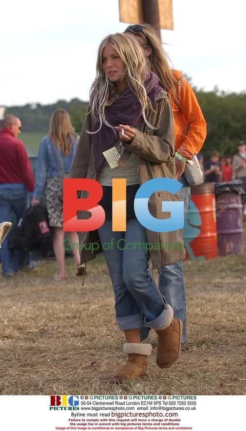 Sienna Miller at Glastonbury 2004