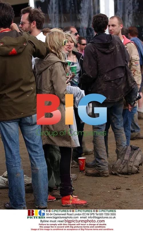 Sienna Miller at Glastonbury 2004
