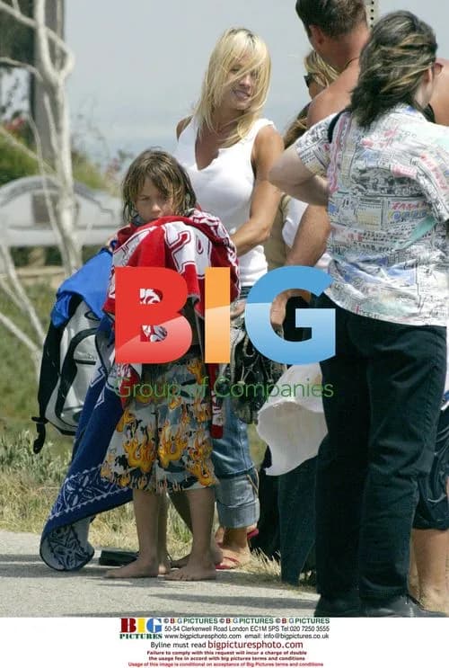 Pamela Anderson with kids at Malibu beach