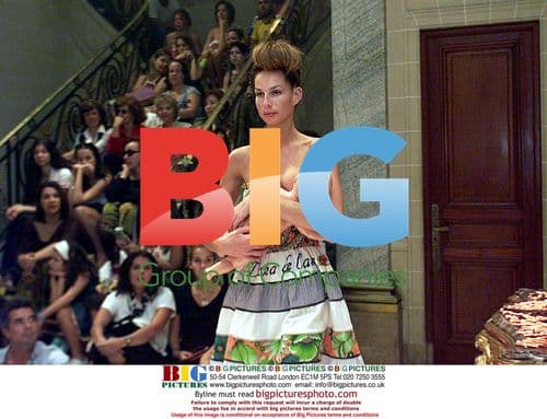 Fashion Show of Casa da Alessa's Spring Summer 2004 2005 Collection