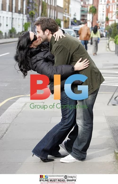 Martine McCutcheon out with friends