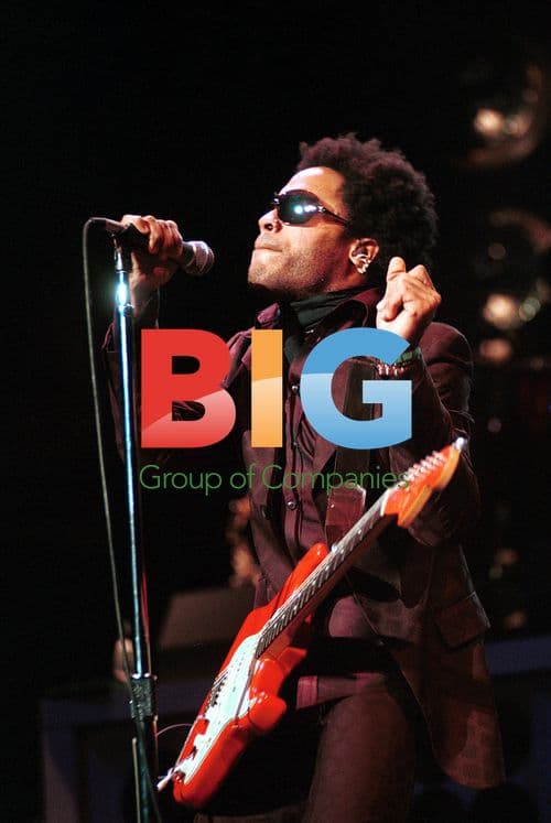 Lenny Kravitz Performs at The Tweeter Center