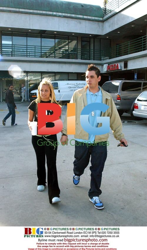 Nicole Richie and Boyfriend Lunch in Malibu