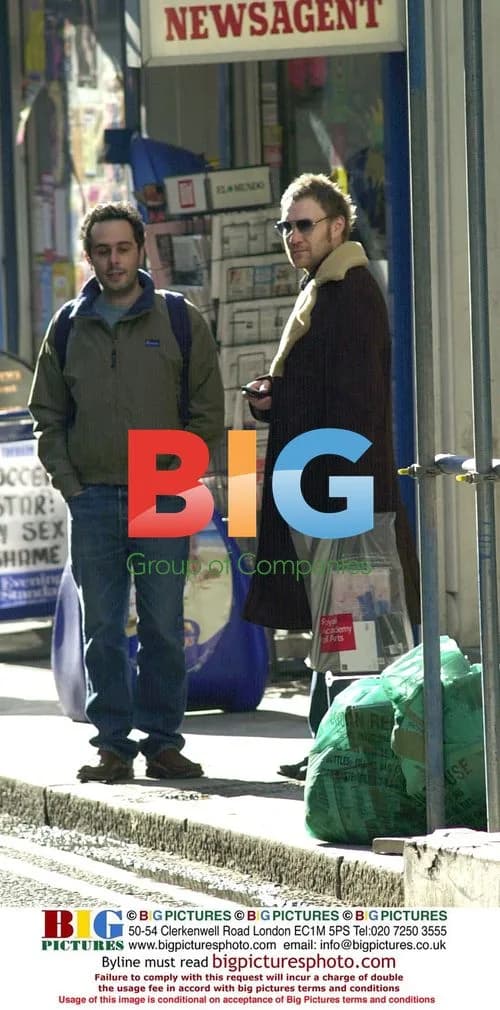 David Gray chatting in Soho