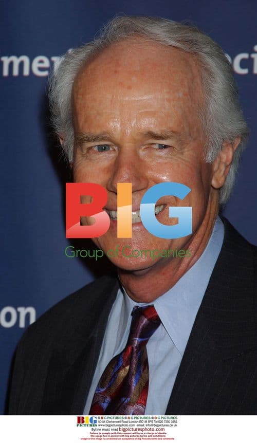 Mike Farrell at Alzheimer's Association event